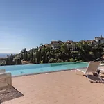 بيت للعطل Skyline